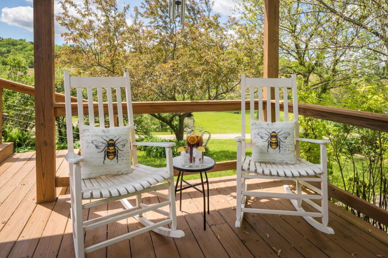 Hawk Valley Retreat & Cottages กาลีนา ภายนอก รูปภาพ
